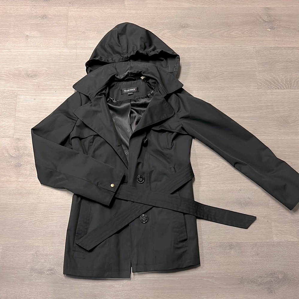 Ellen Tracy Women’s rain coat, size XS.